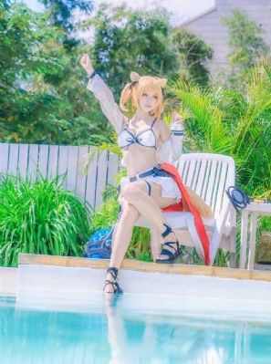 宝贝把腿开大让我添添你视频